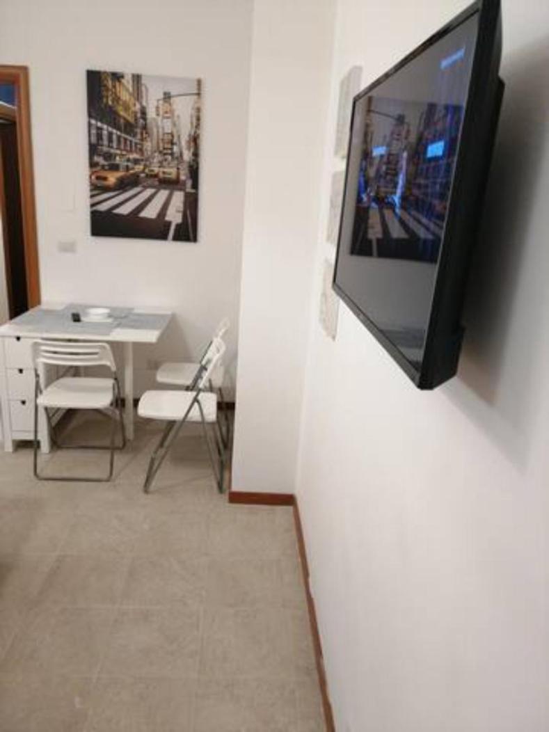 밀라노 Trilocale Zona Loreto Mm1 - Viale Monza 10 아파트 외부 사진